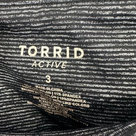 Torrid Active Size 3 Leggings Black Gray Stripe Activewear Athletic Exercise Gym - Picture 3 of 3